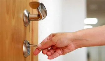 Metro Master Locksmith Arlington, VA 703-586-9668 Metro Master Locksmith Arlington, VA 703-586-9668 - 13-Re-Key-Locks